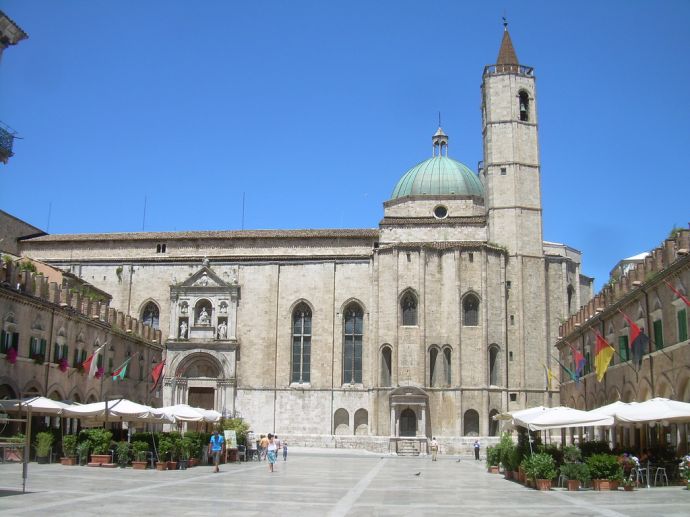 Piazza del Popolo, Ascoli Piceno