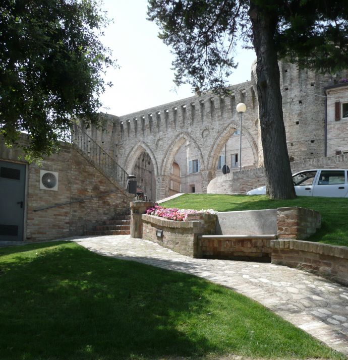 Petritoli, vista dei Tre Archi