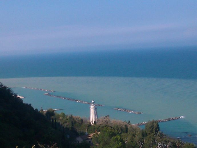 Vista sul Faro di Pedaso